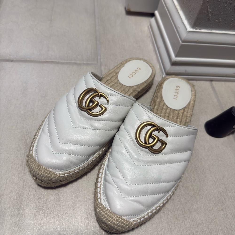 Gucci Women's White Quilted Mules with Gold Logo